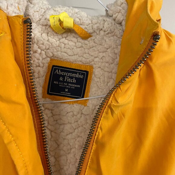 Abercrombie & Fitch Raincoat - Picture 2 of 2